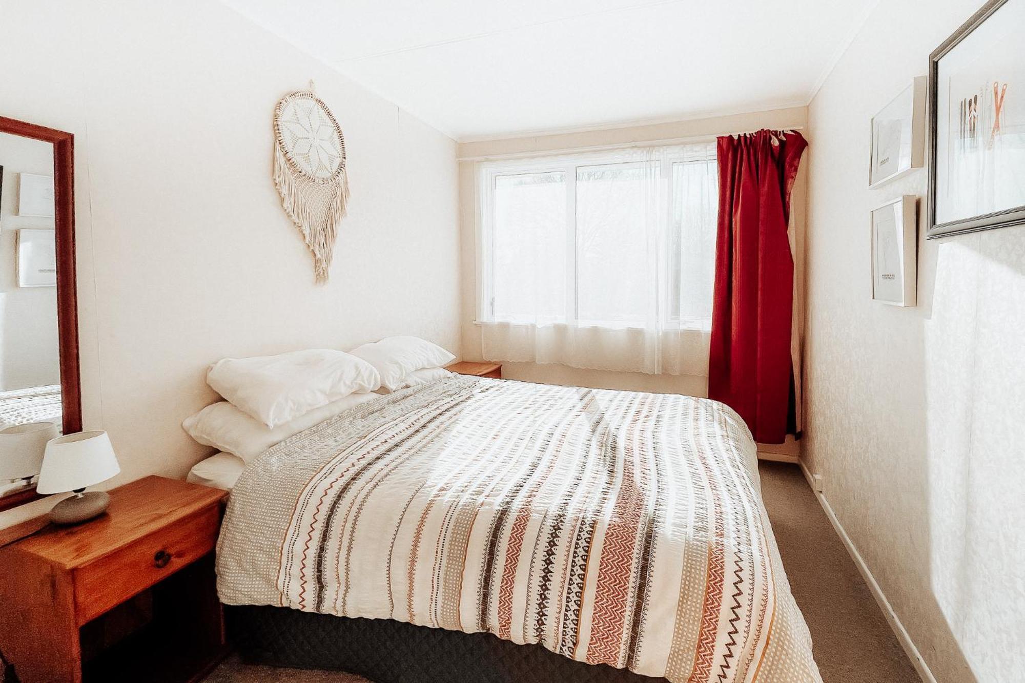 Alpine House Tongariro - Turangi Holiday Home Buitenkant foto