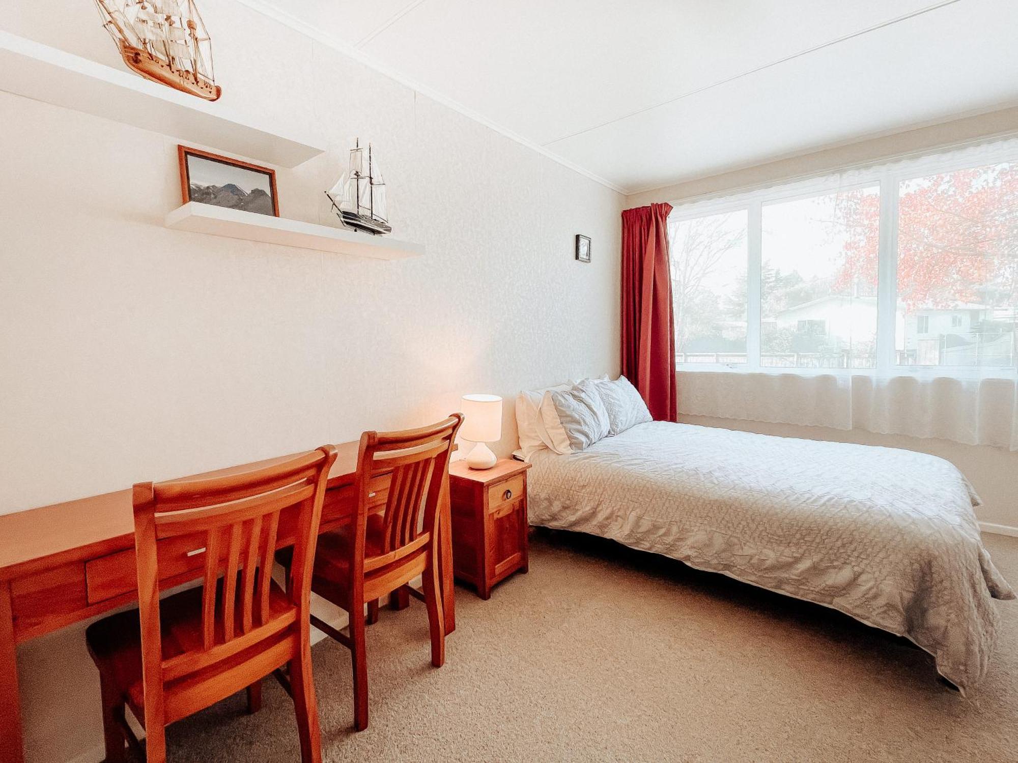 Alpine House Tongariro - Turangi Holiday Home Buitenkant foto